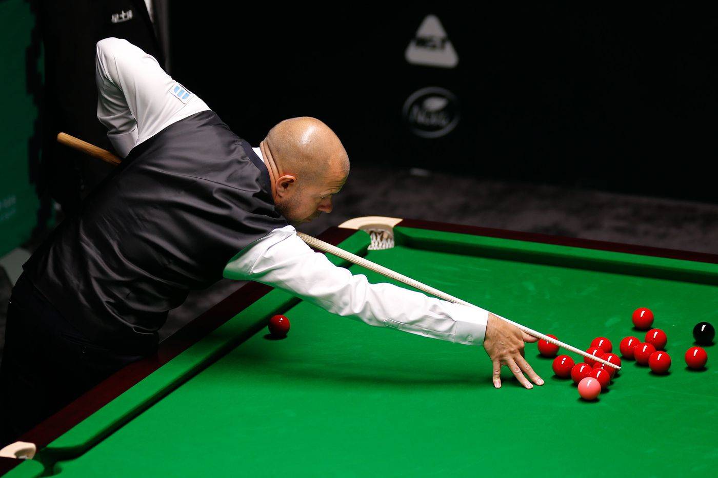 欧元的年薪 欧元的年薪