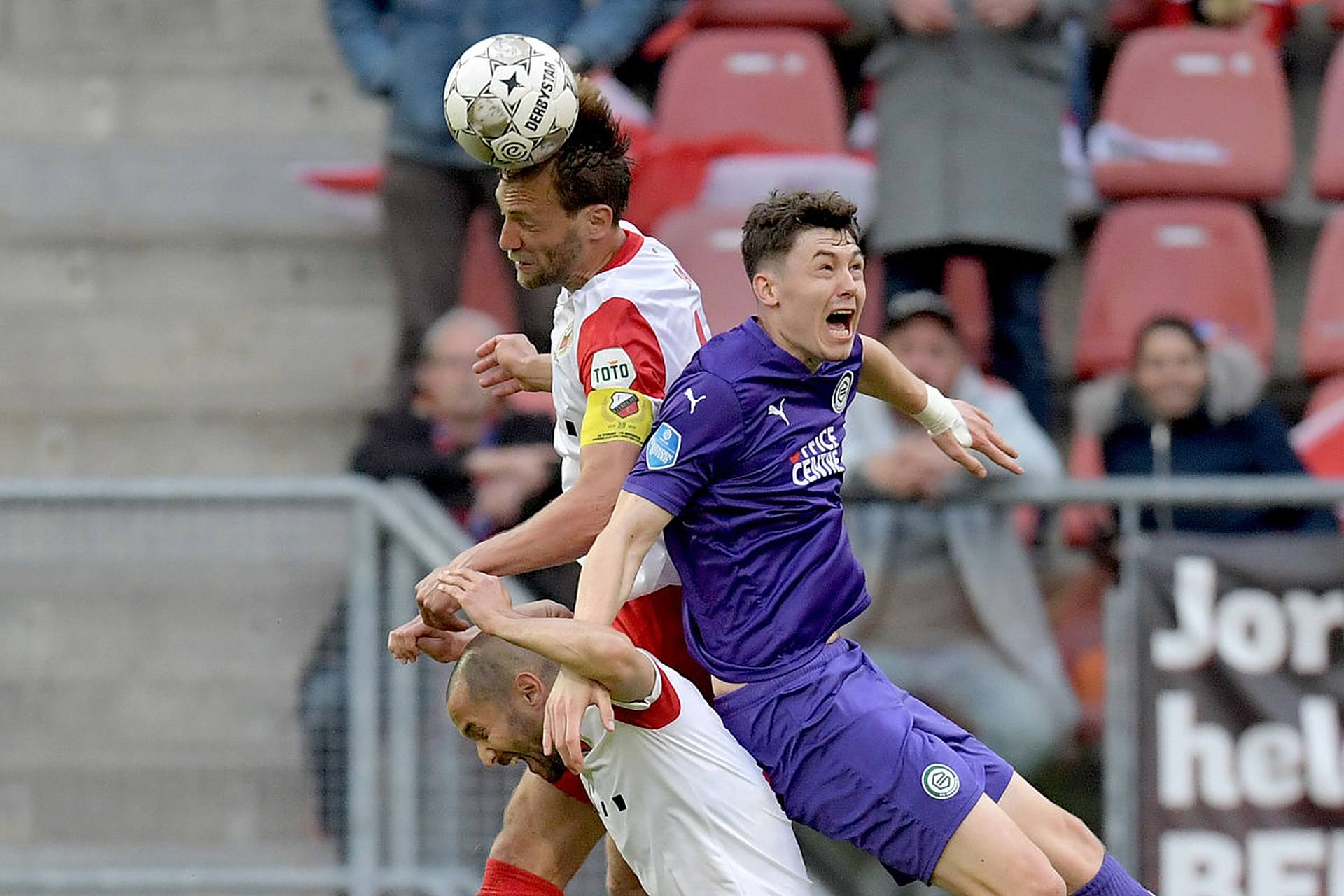 在罚球线与 在罚球线与