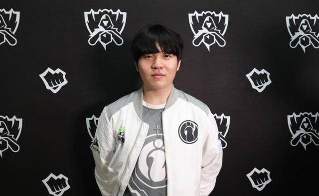 王钰栋 王钰栋